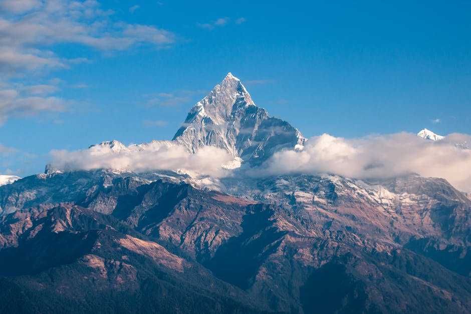 Tips for Choosing the Right Mountain Artwork for Your Space